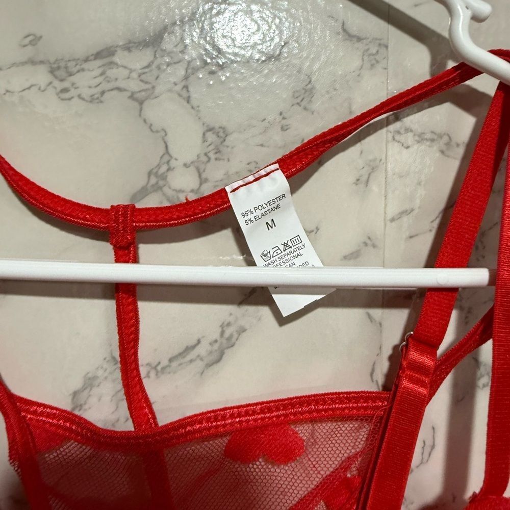 Red Lace Women Intimates Sexy Set Lingerie - Picture 2 of 5